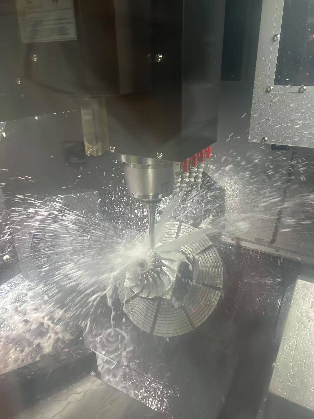 数控机床与五金cnc加工:现代制造的精密基石